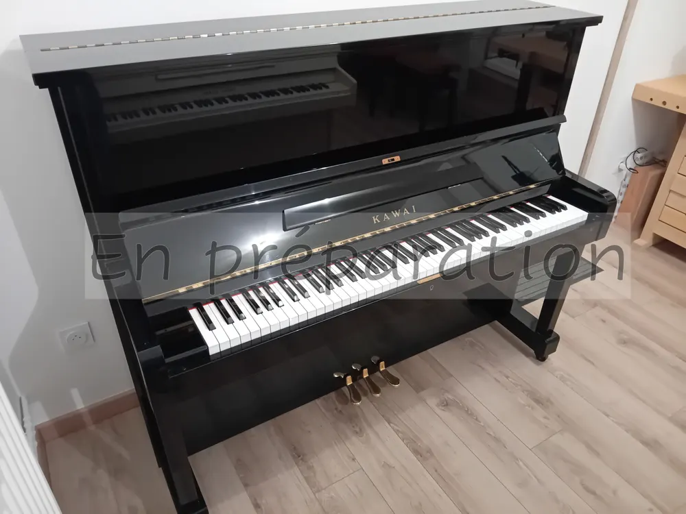 Piano droit Kawai KS-2F japonais de 125 cm, révisé